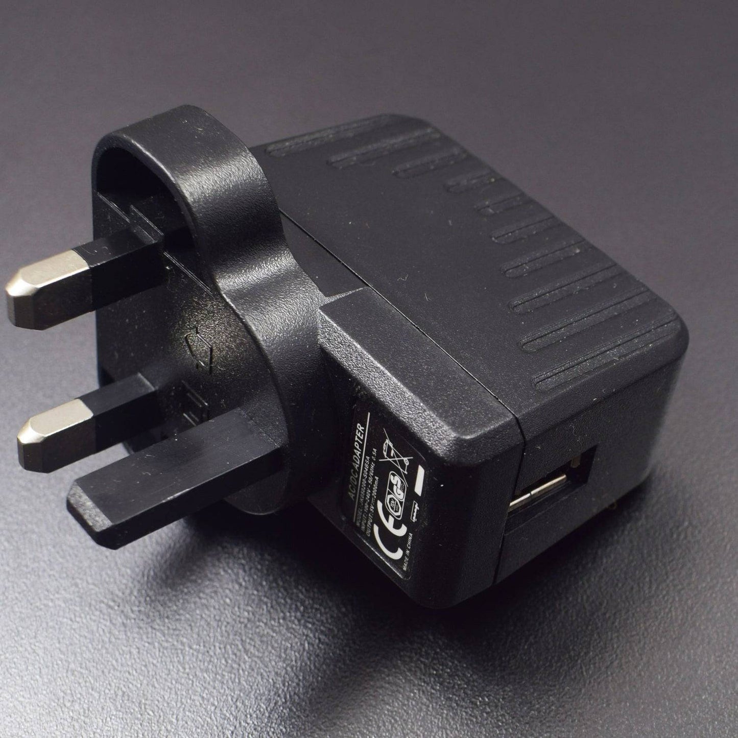 AC TO DC Power Supply Adapter DC 5V 2A (USB Type) - RS2321 - REES52