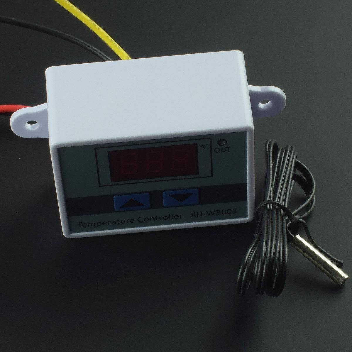XH-W3001 Digital Temperature Controller 220V/1500W AC 10A Thermostat Control Probe, W3001 Temperature Controller-RS2613 - REES52