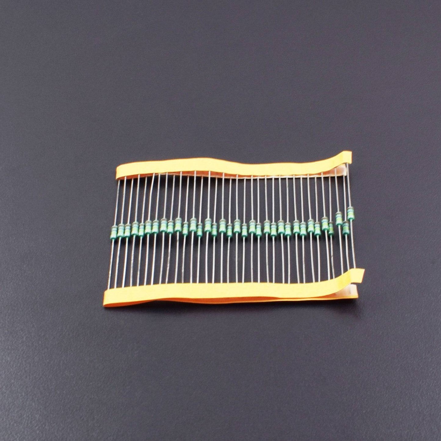 180K Ohm Resistance 1/4W Power Rating  5% Tolerance Carbon Film Resistor - RS508 - REES52