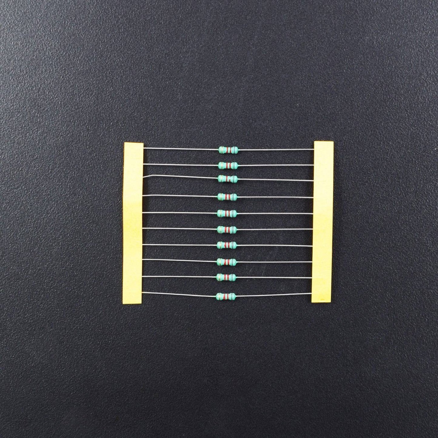 8.2K Ohm Resistance 1/4W Power Rating  5% Tolerance Carbon Film Resistor- RS509 - REES52