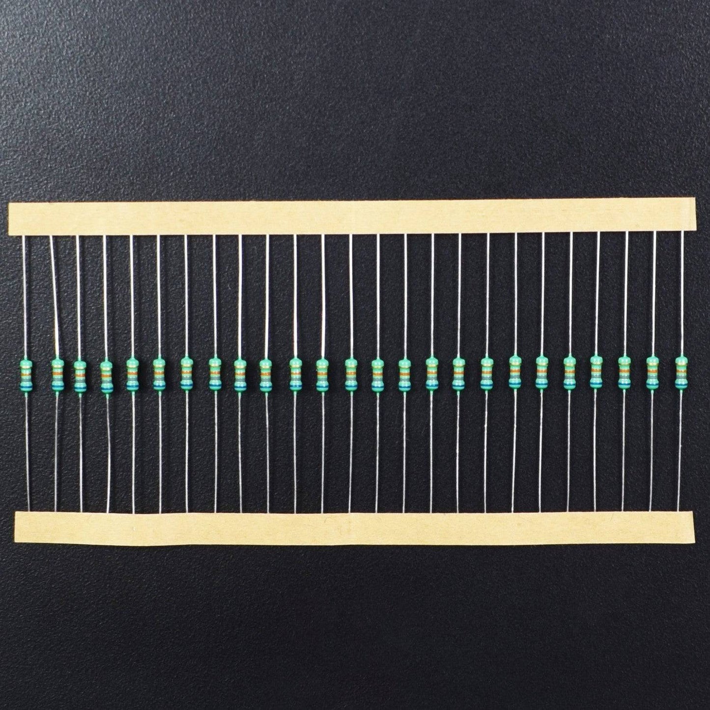 68K Ohm Resistance 1/4W Power Rating  5% Tolerance Carbon Film Resistor  - RS609 - REES52