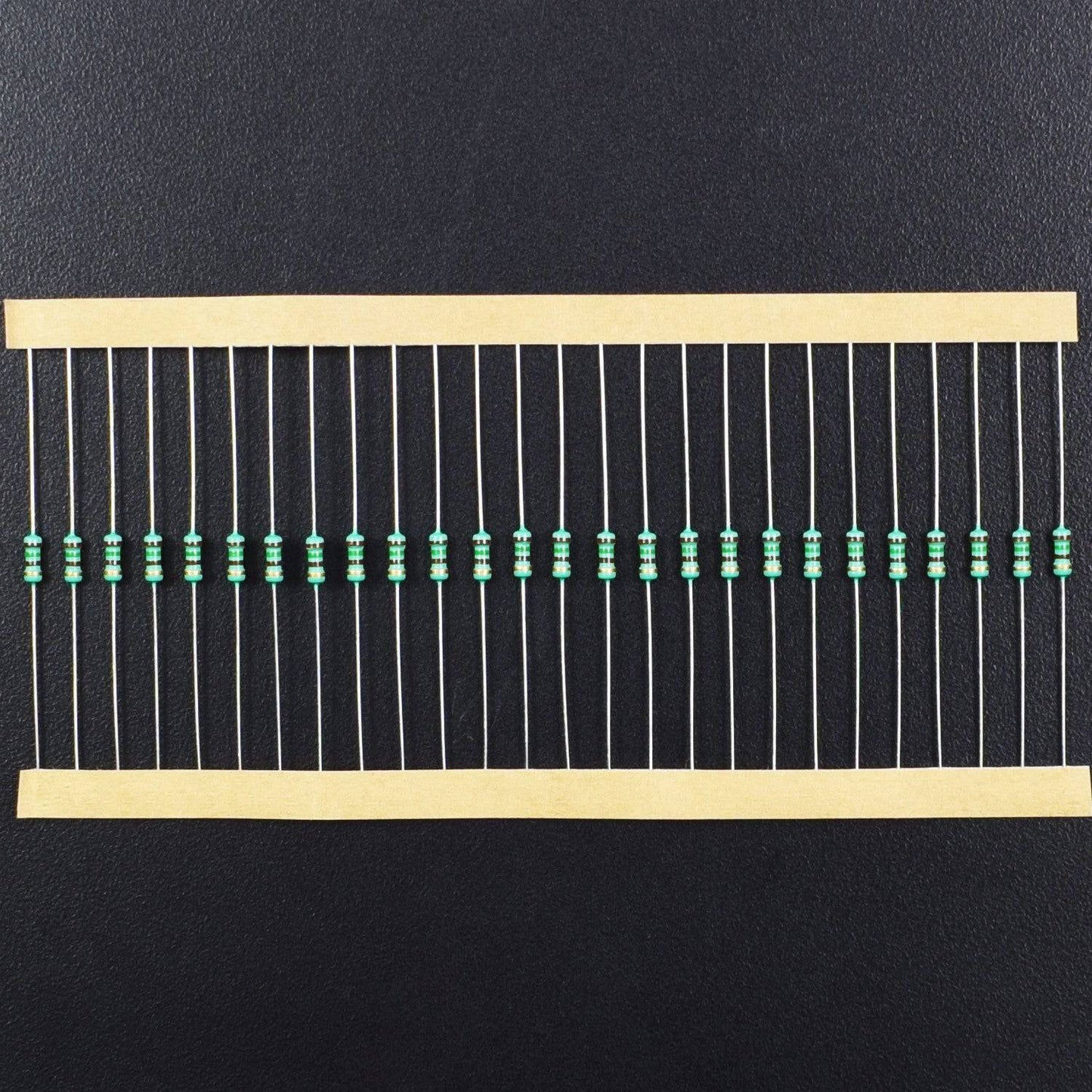 10  Ohm Resistance 1/4W Power Rating  5% Tolerance Carbon Film Resistor - RS622 - REES52