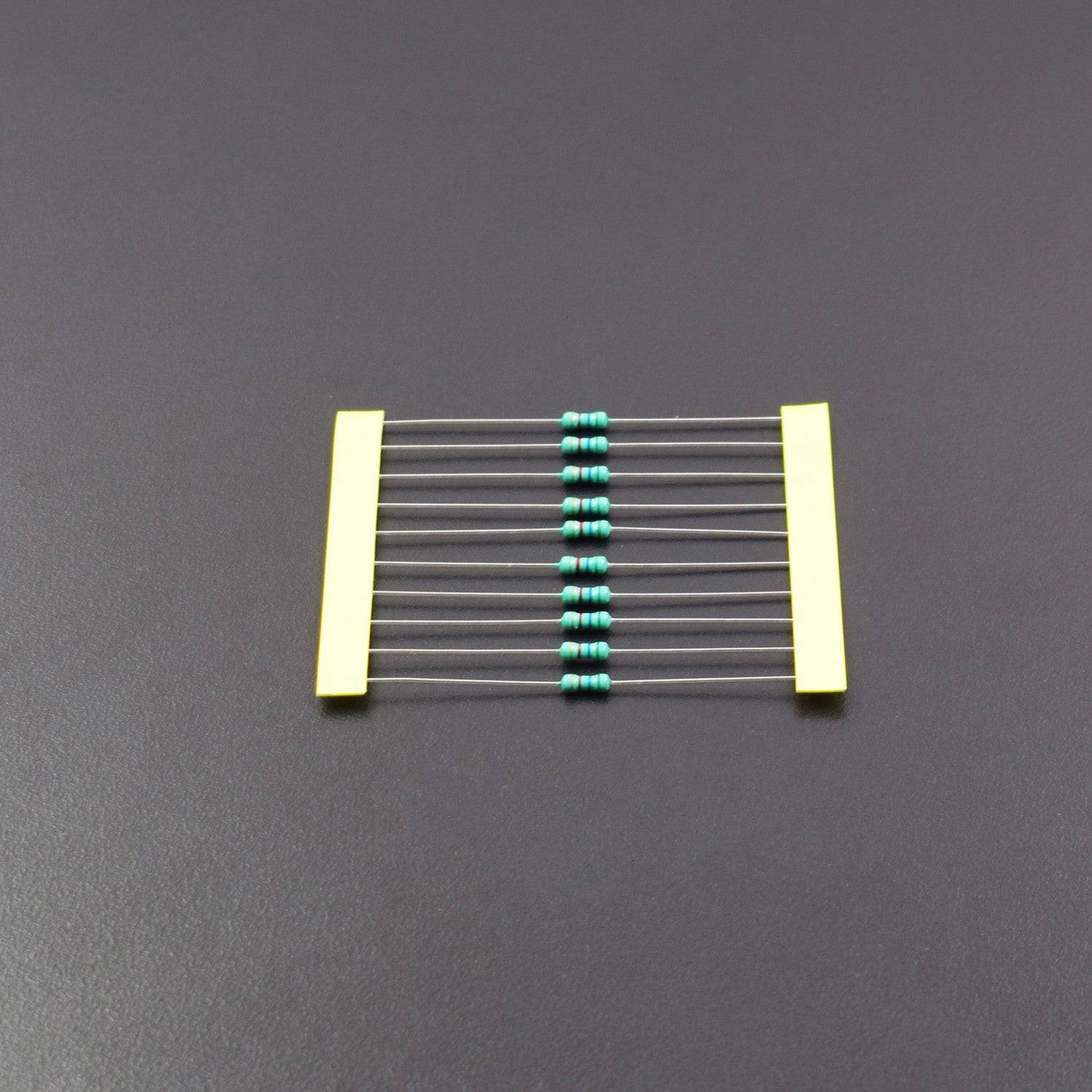 150 Ohm Resistance 1/4W Power Rating  5% Tolerance Carbon Film Resistor- RS623 - REES52