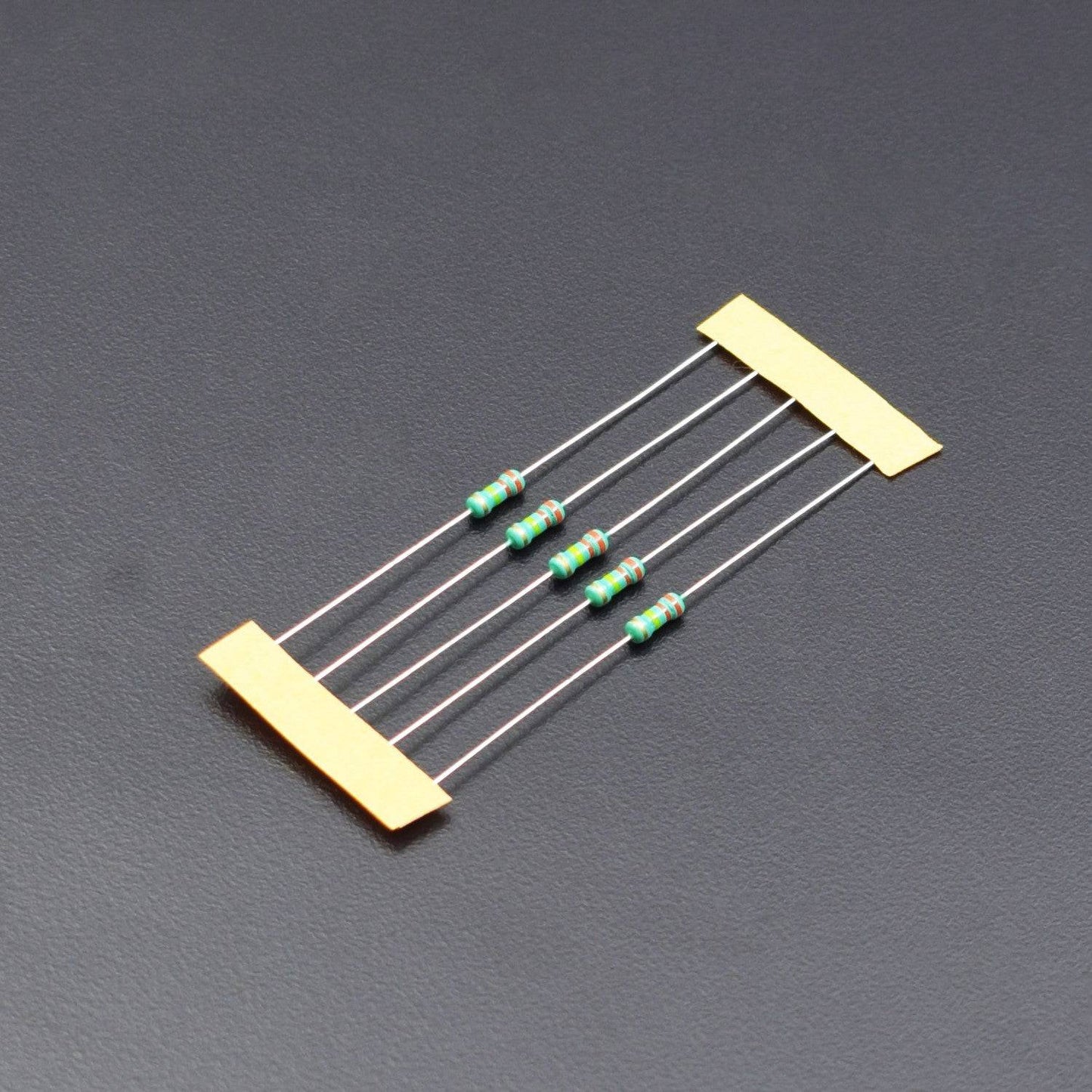 330K Ohm Resistance 1/4W Power Rating  5% Tolerance Carbon Film Resistor-RS504 - REES52