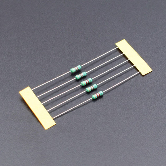 8.2K Ohm Resistance 1/4W Power Rating  5% Tolerance Carbon Film Resistor- RS509 - REES52