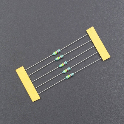 82 Ohm Resistance 1/4W Power Rating  5% Tolerance Carbon Film Resistor- RS654 - REES52