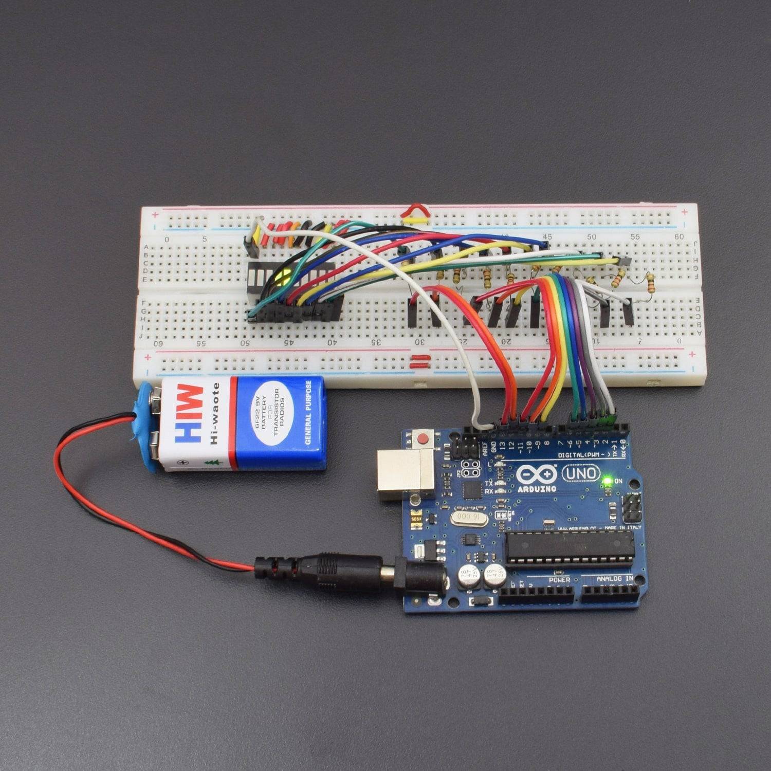 make a project using 10 segment LED bar graph scrolling using arduino uno  -KT721 - REES52