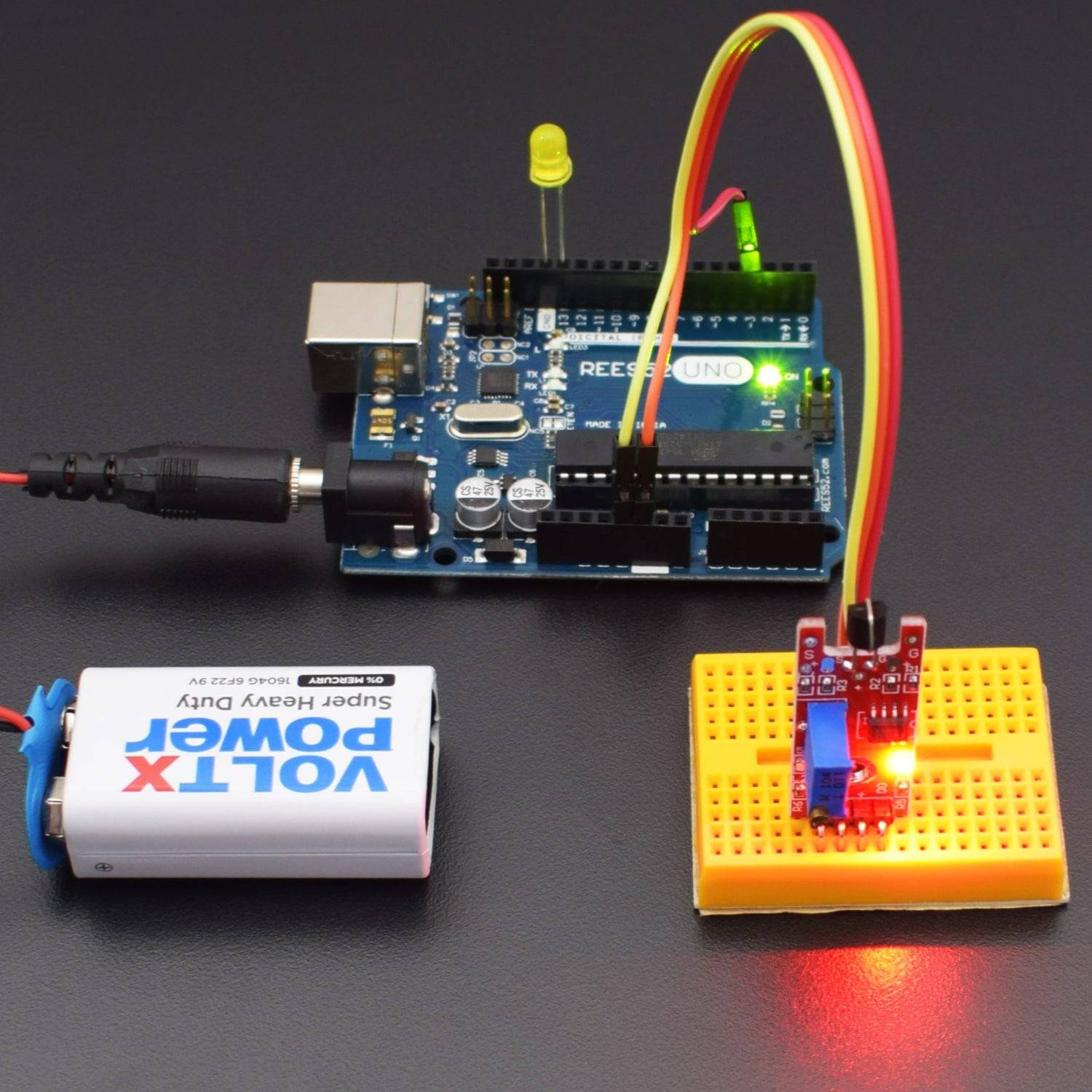 Turn On/Off Led using Touch Sensor Module -KT654 – REES52