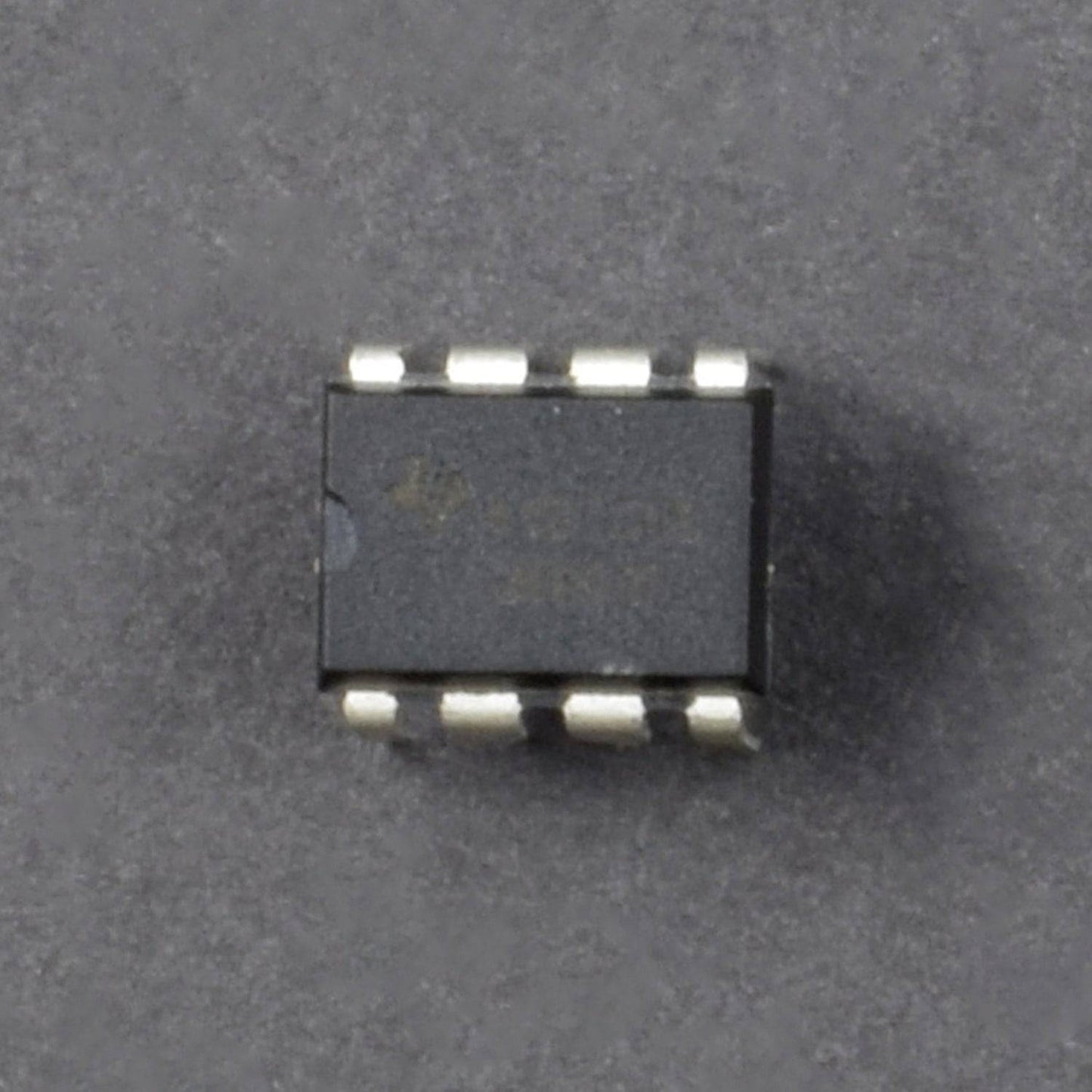 Glow an led by Sensing temperature using LM35 - KT828 - REES52