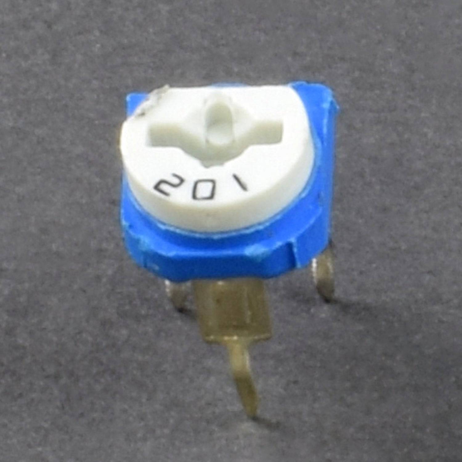 Glow an led by Sensing temperature using LM35 - KT828 - REES52