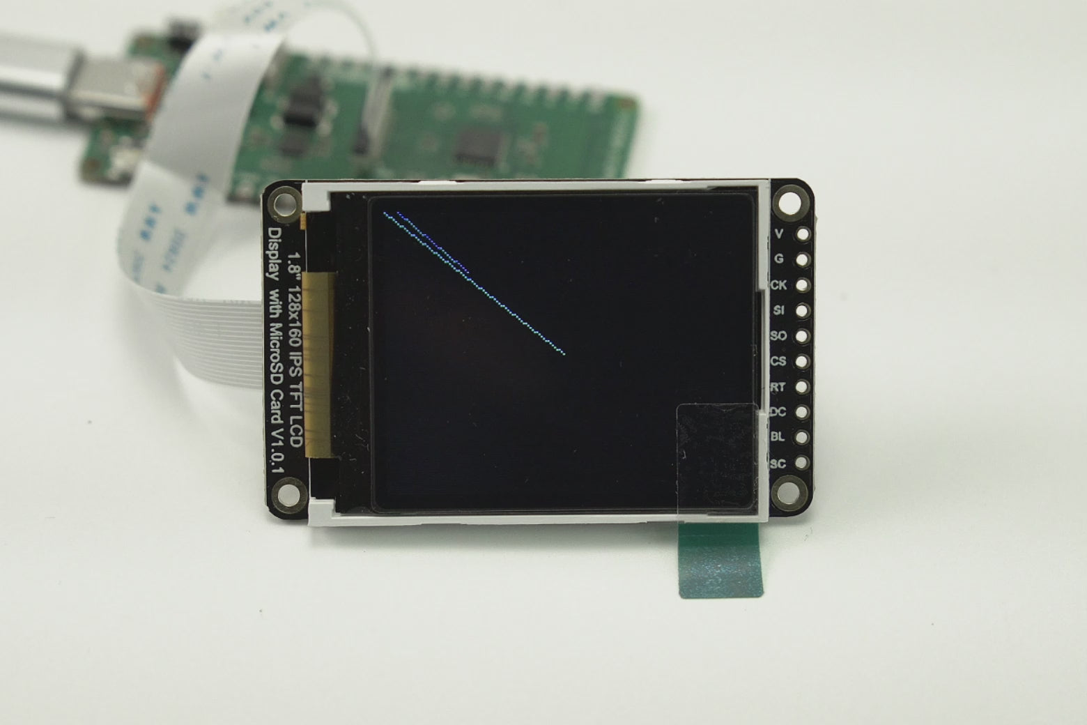  DFRobot Fermion: 1.8″ 128×160 IPS TFT LCD Display (Breakout)