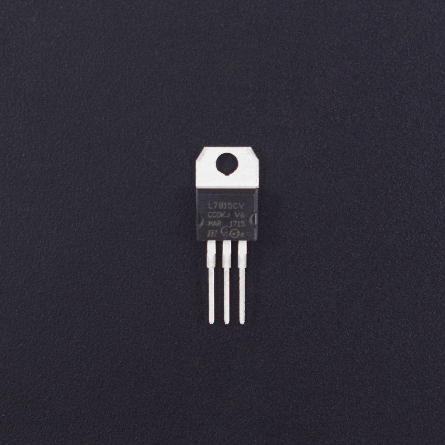 Voltage Regulator 5-pack LM7815 Voltage Regulator IC - 5-Pack 15V 1A Linear Regulators In TO-220-3 Package 5 Pack Voltage Regulators - Foto 4
