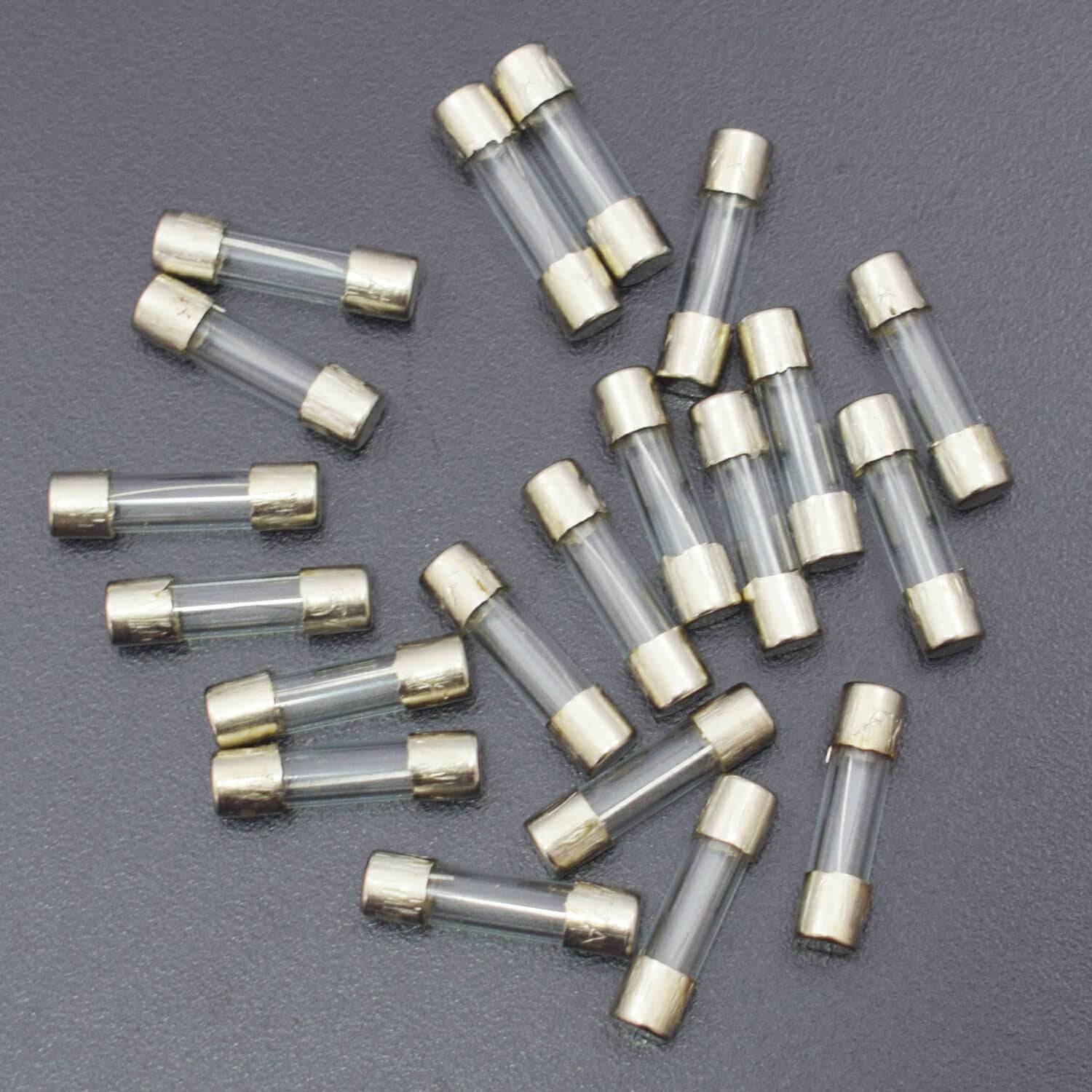 Fast Blow 6.35X25mm Glass Fuse- 15A - RS1250 - REES52