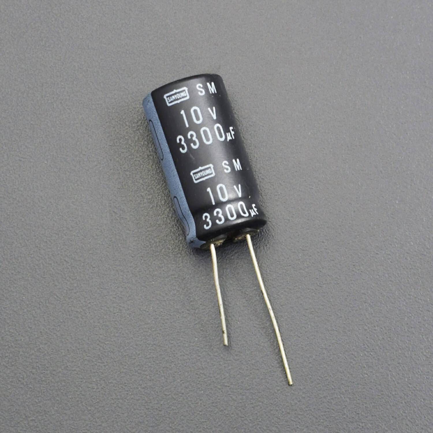 2x Elko 3300uF (µF), 16V radial 2x Elko 3300uF (µF), 16V radial