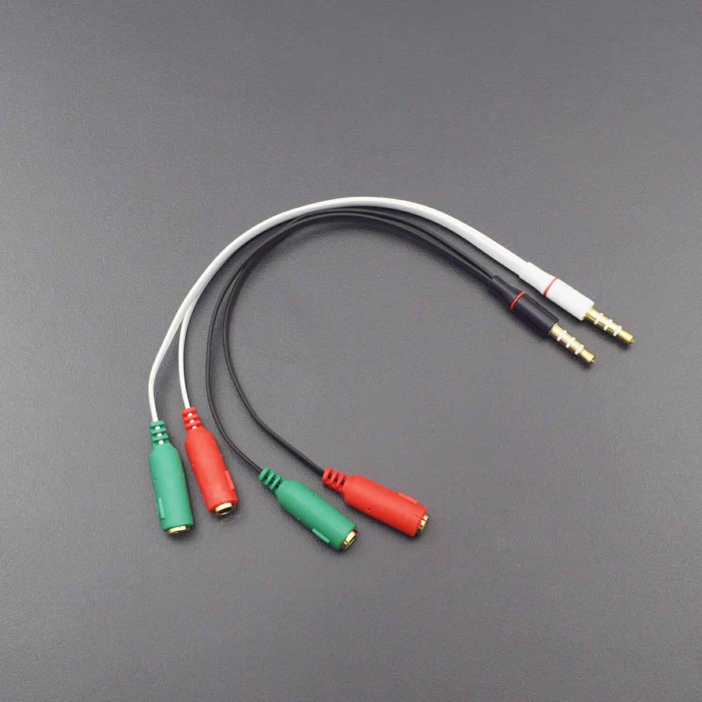 20cm 3.5mm Stereo Audio Male to 2 Female Headphone Mic Y Splitter Cable Adapter - RS1697 - REES52