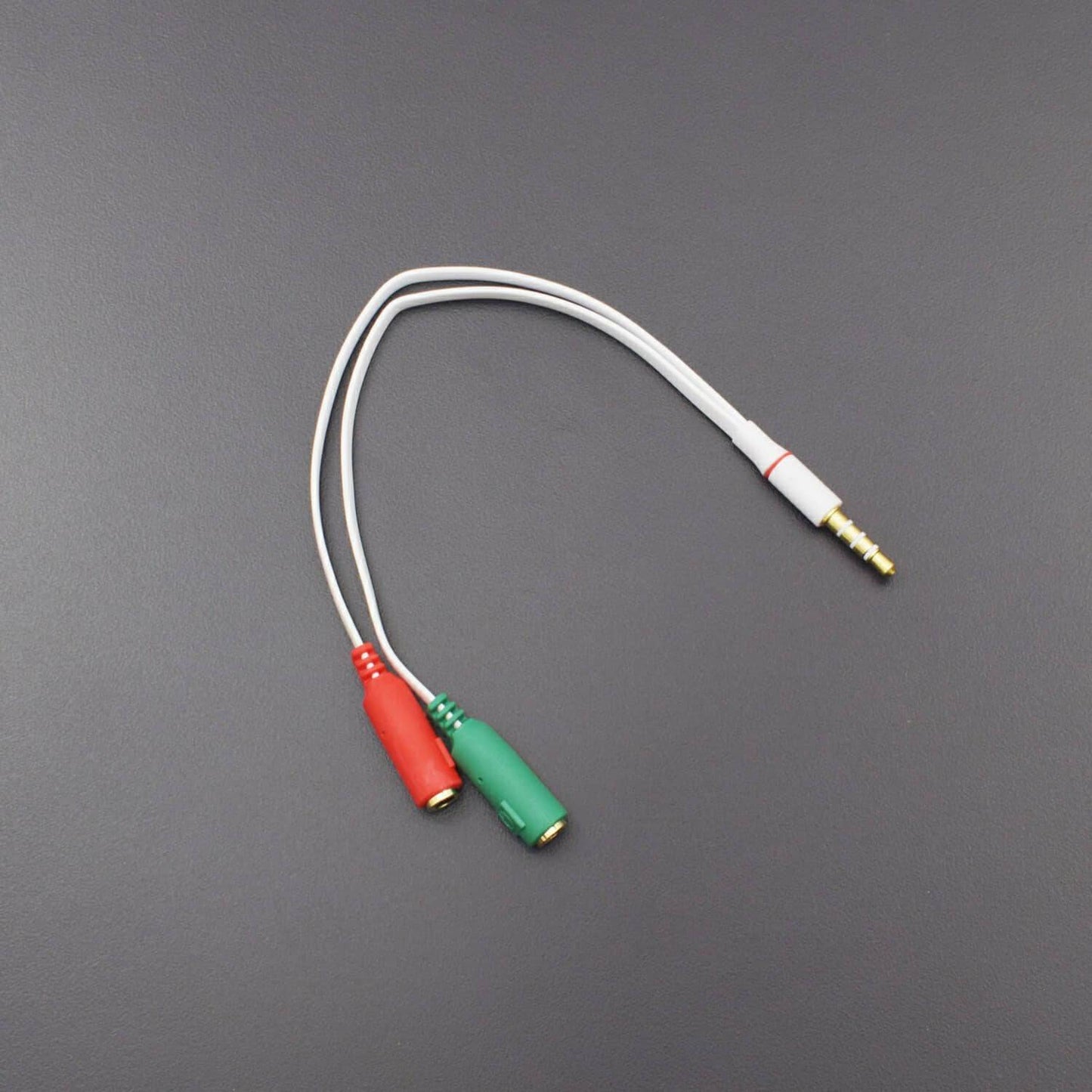 20cm 3.5mm Stereo Audio Male to 2 Female Headphone Mic Y Splitter Cable Adapter - RS1697 - REES52