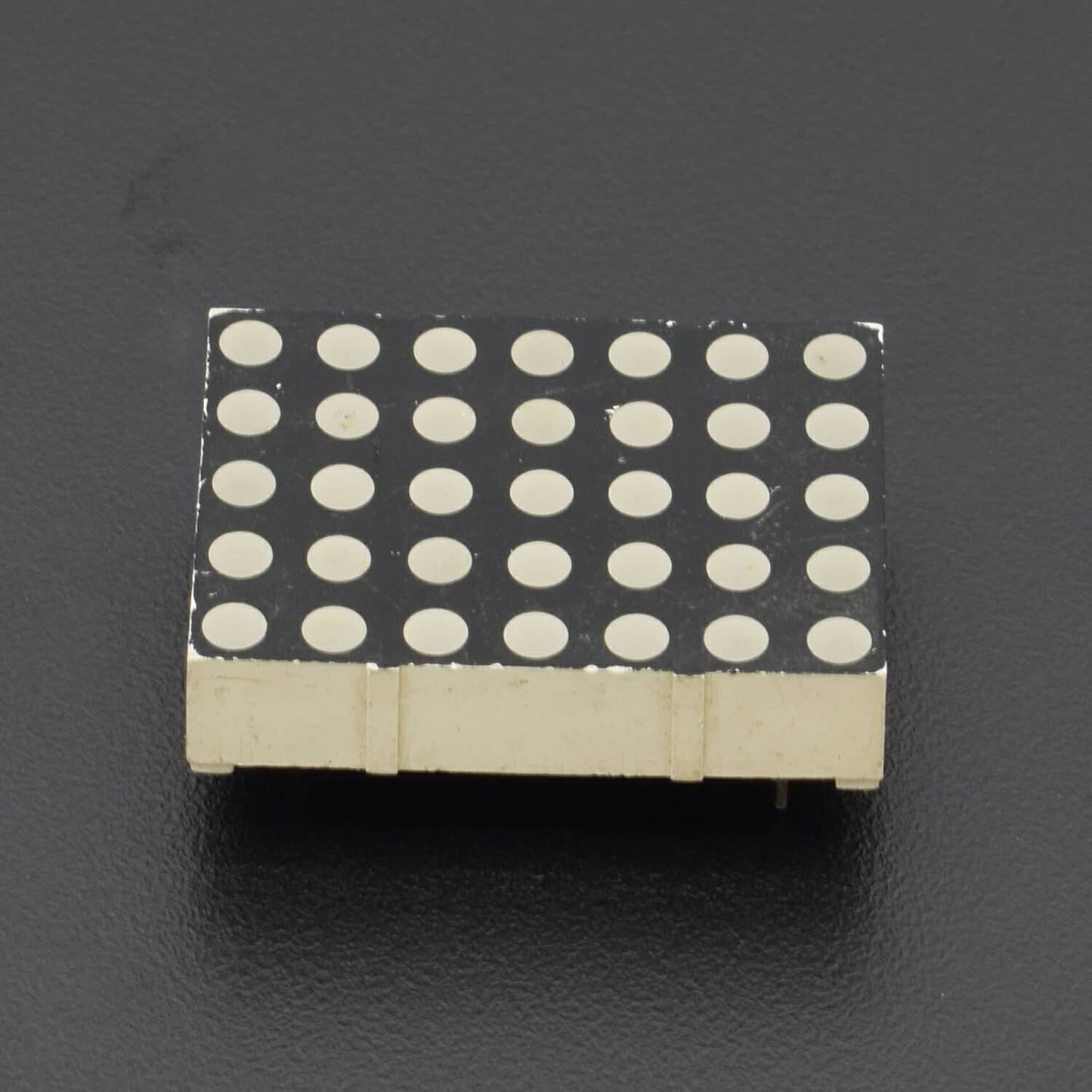 5 x 7 Matrix LED Round Dot Matrix Display - RS764 - REES52