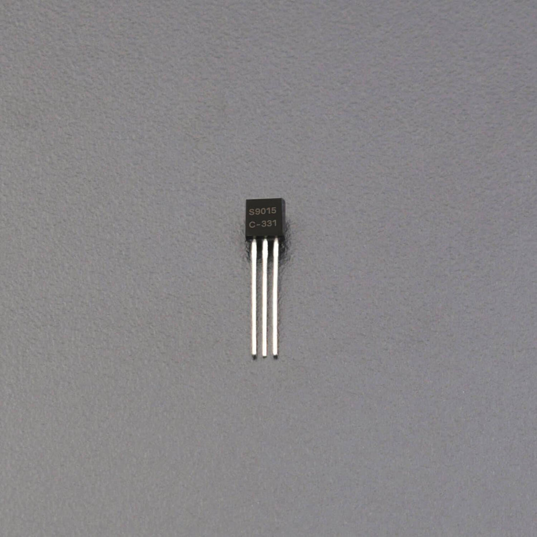 S9015 C-331 Bipolar Transistor - RS1519 - REES52