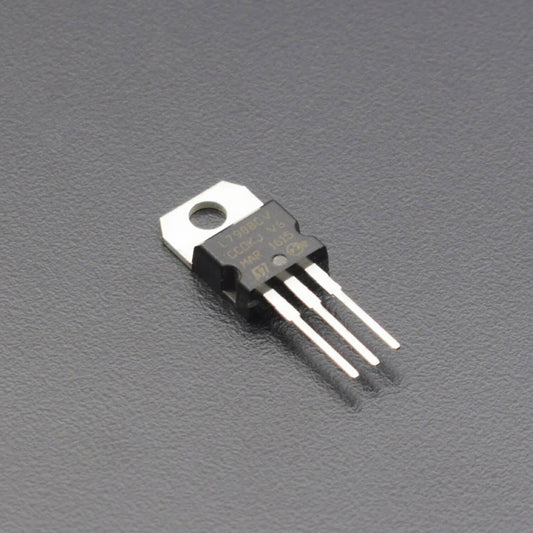 L7908CV -8V 1A Voltage Regulator - RS1520 - REES52