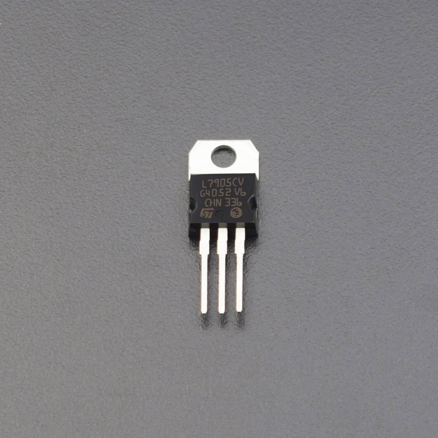 L7905CV Voltage Regulator - RS1518 - REES52