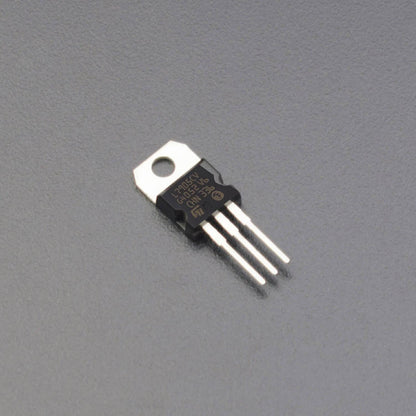 L7905CV Voltage Regulator - RS1518 - REES52