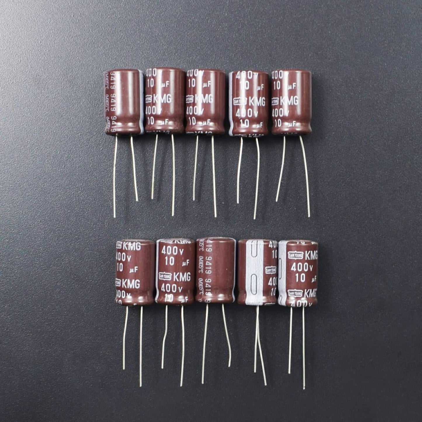 10uF 400V 105°C RoHS Radial Electrolytic Capacitor Aluminum (Pack of 5) - RS2091 - REES52