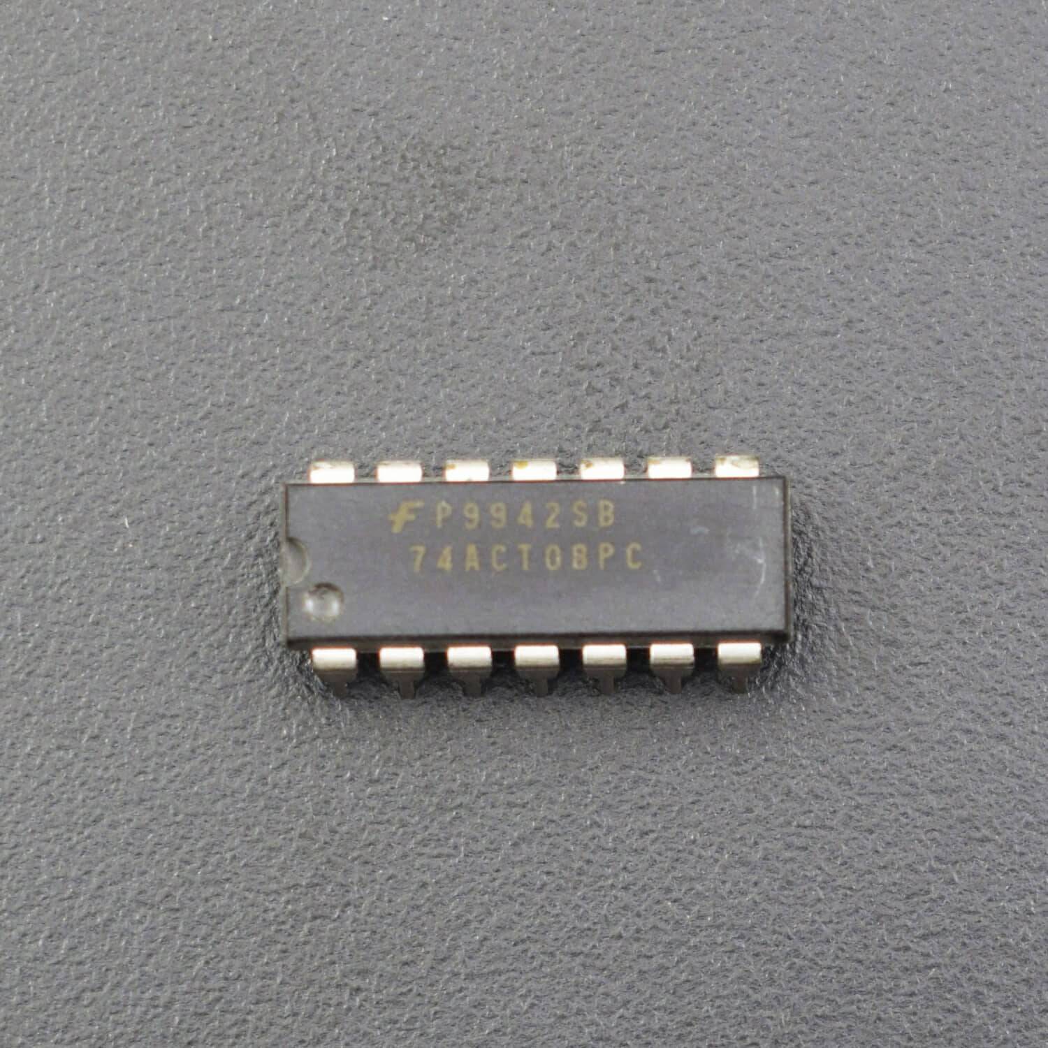 7408 Quad AND Logic Gate IC - RS538 - REES52