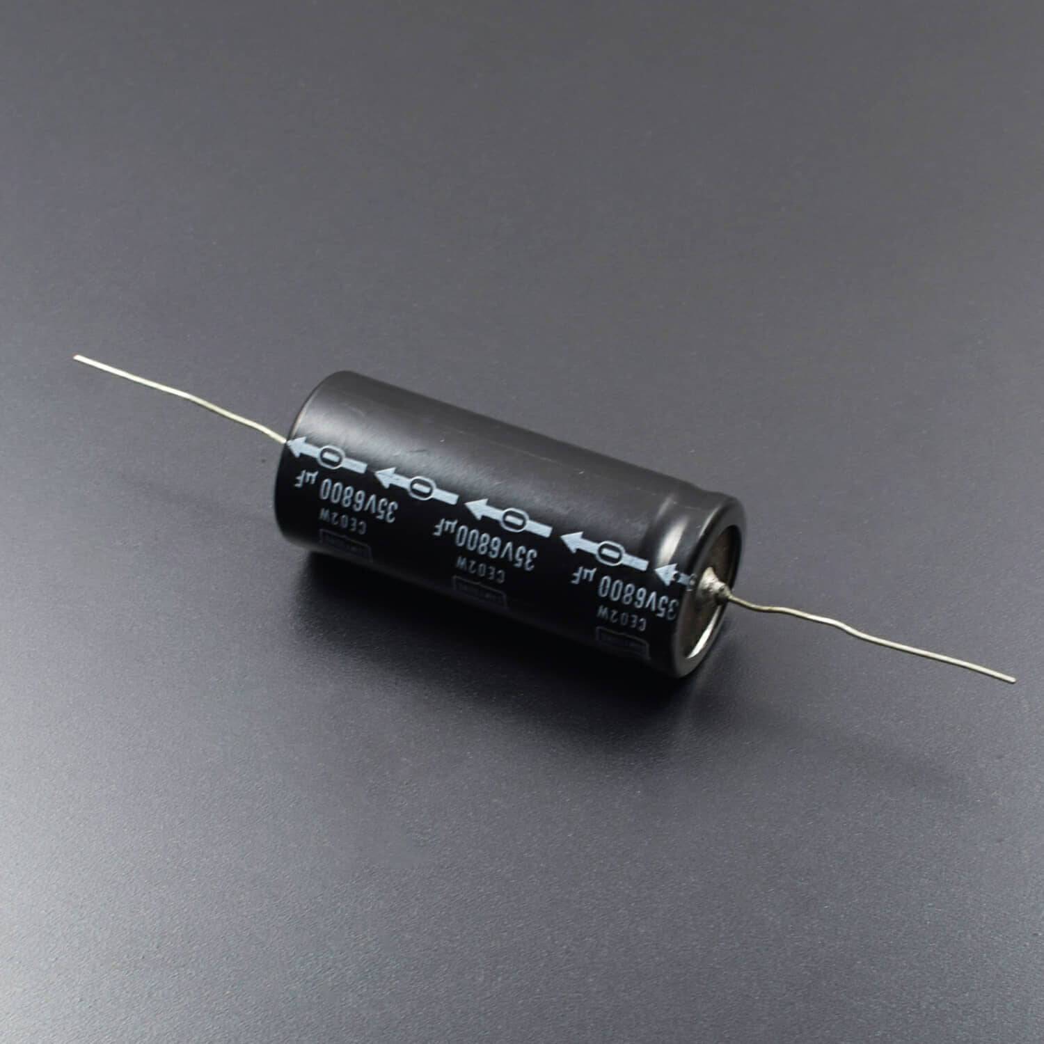 6800UF 35V  Axial Leads Capacitor (Pack of 5) - RS2084 - REES52