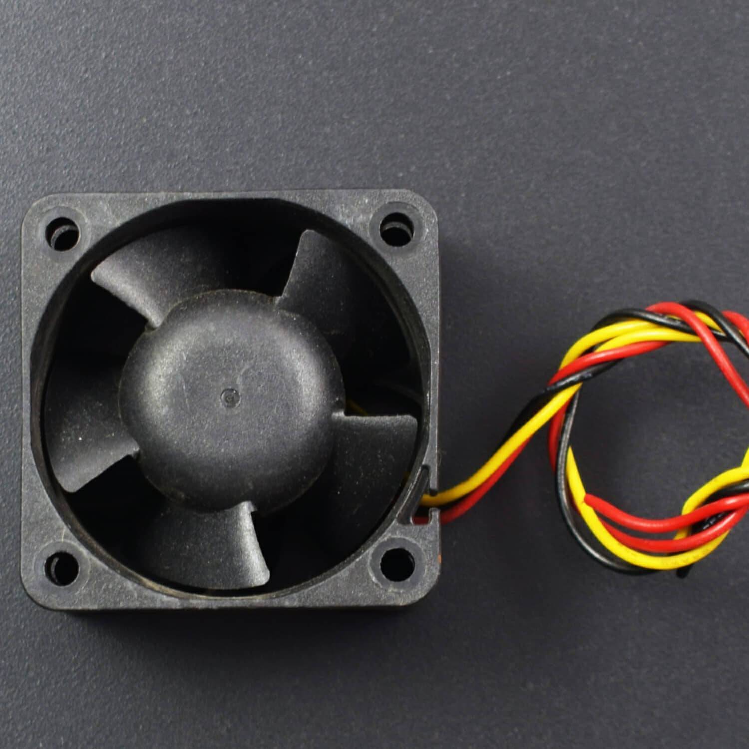 Sunon PMD1204PQB1-A 4cm 4028 12V 4W 1U2U 40 x40x28mm server fans Big power server cooling fan - RS2083 - REES52