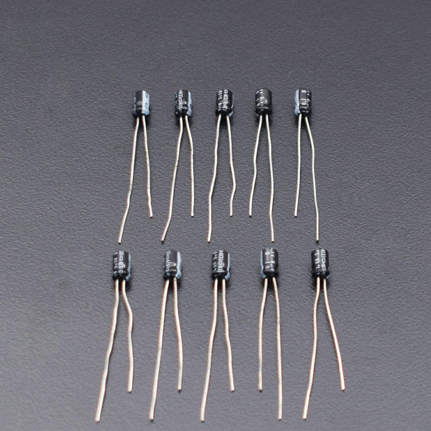 10uF 6.3V Capacitor- Radial Electrolytic Capacitor - Pack of 5 - RS2105 - REES52