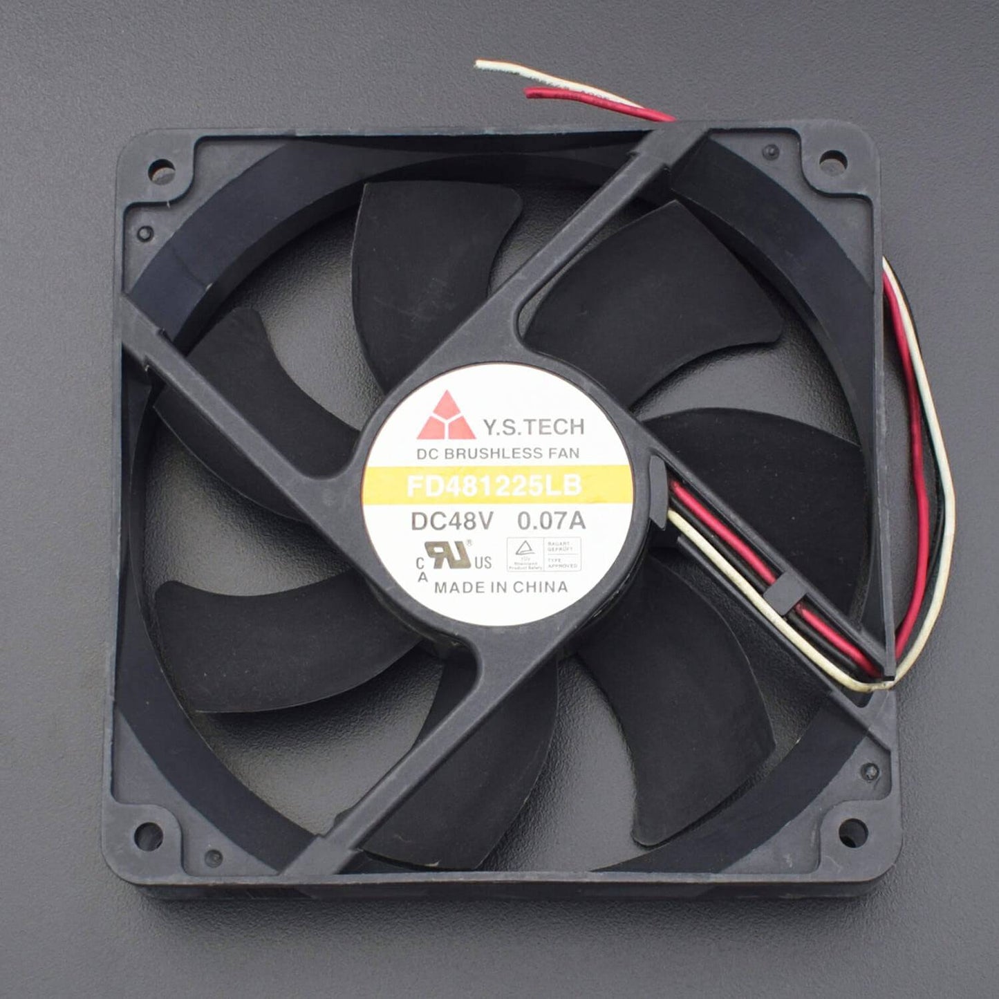 Y.S TECH FD124015LB Server Square Fan DC12V 0.08A  - RS2057 - REES52