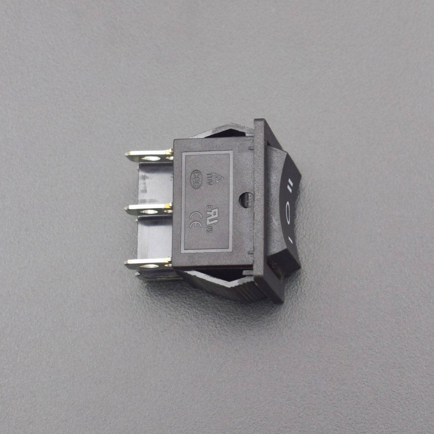 6 Pin Rocker on/off Switch - ST004 | REES52