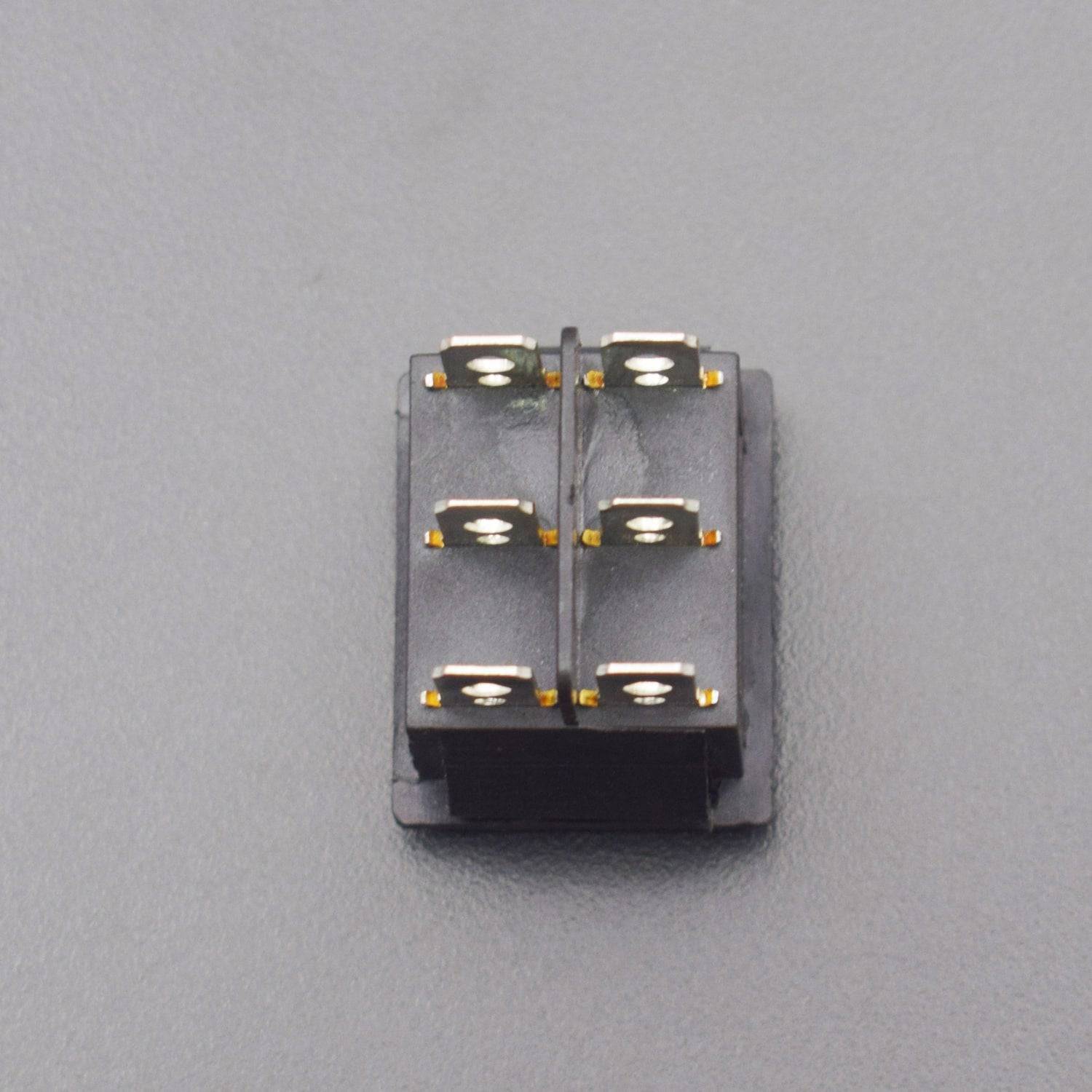 6 Pin Rocker on/off Switch - ST004 | REES52