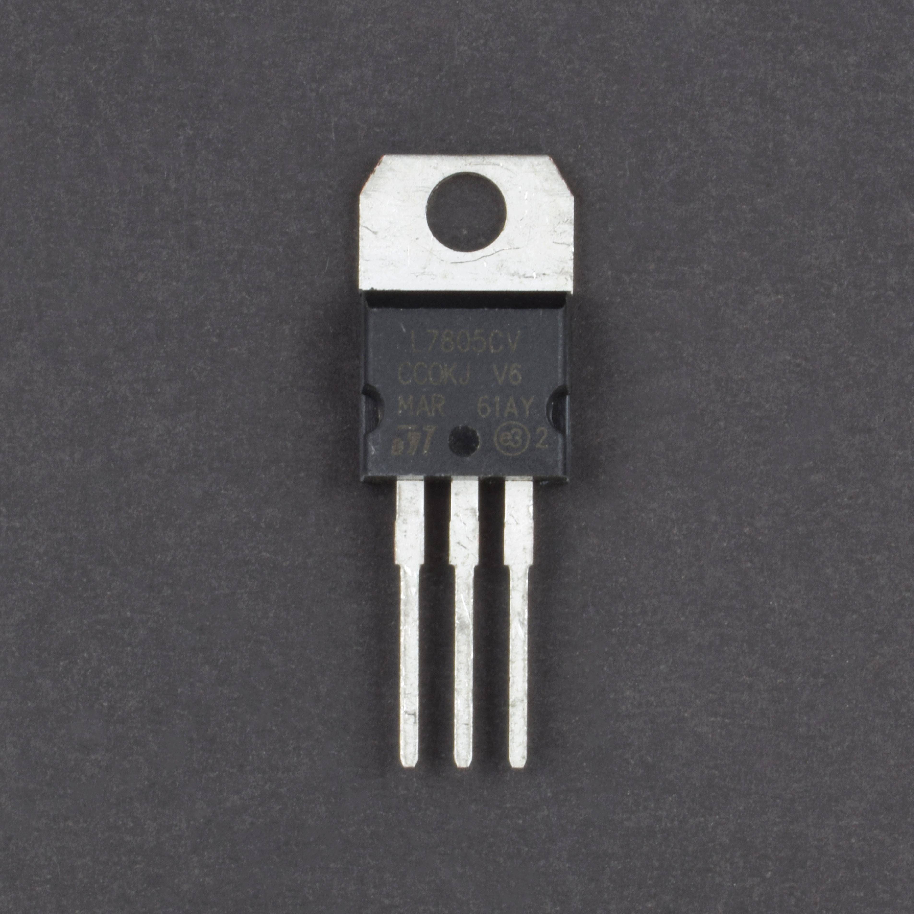 5V 1A 7805 Voltage Regulator - AC061 - REES52