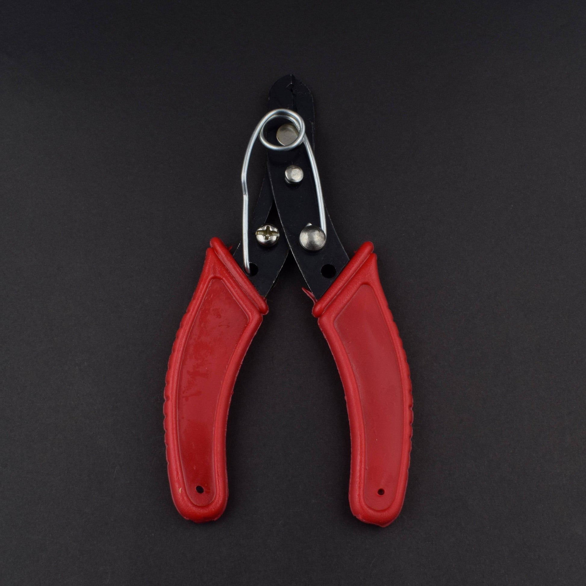 Wire Stripper & Cutter for easy cutting and Stripping - TL005 - REES52