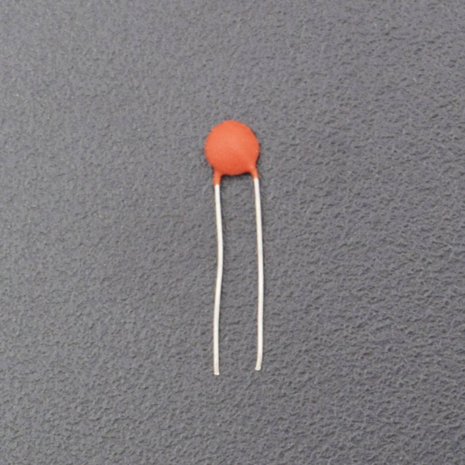 222 PF CERAMIC CAPACITOR(Pack of 100pcs)  - RS819 - REES52