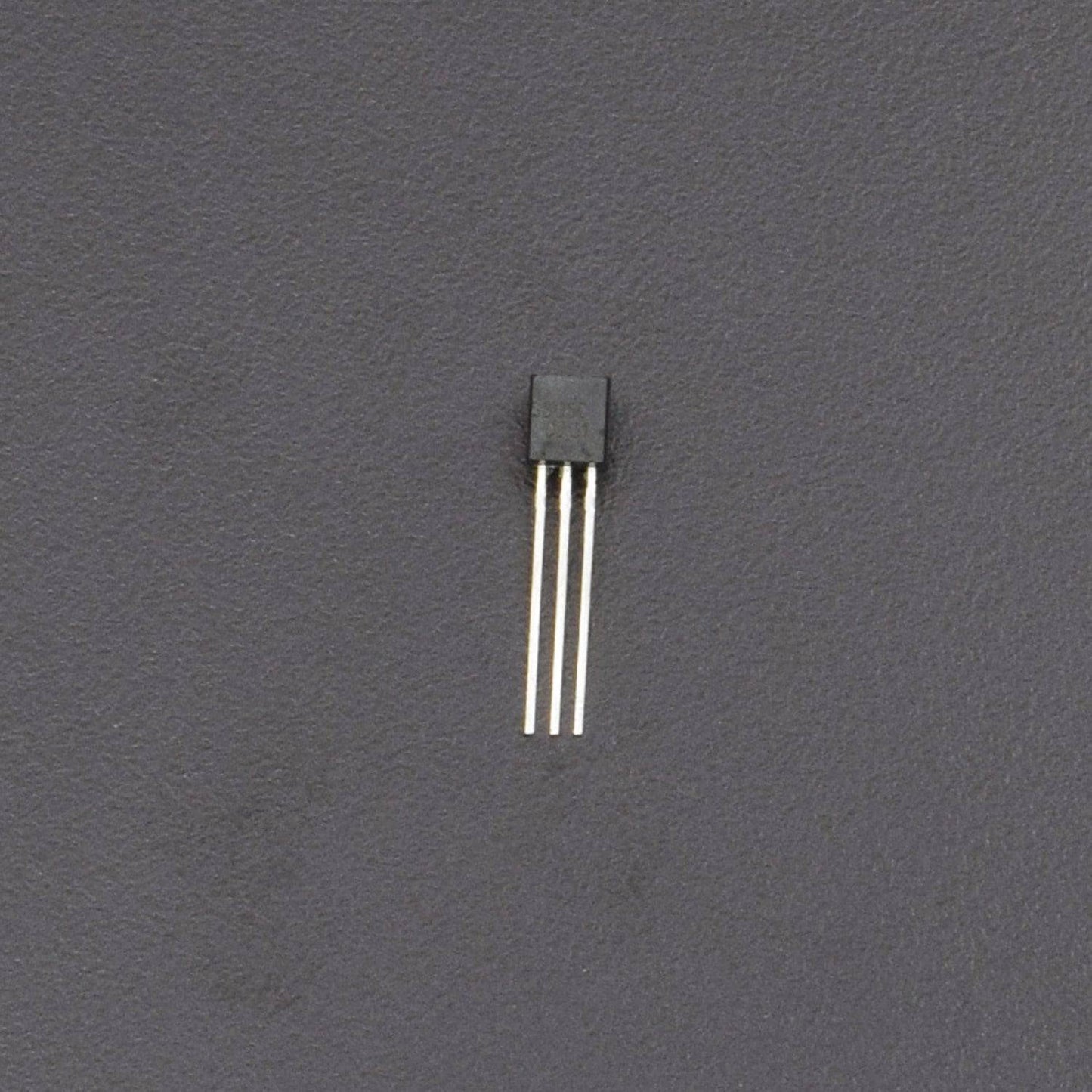 100pcs Transistor S8050 NPN Silicon Transistor Great addition to your hobby craft tool kit. - RS901 - REES52