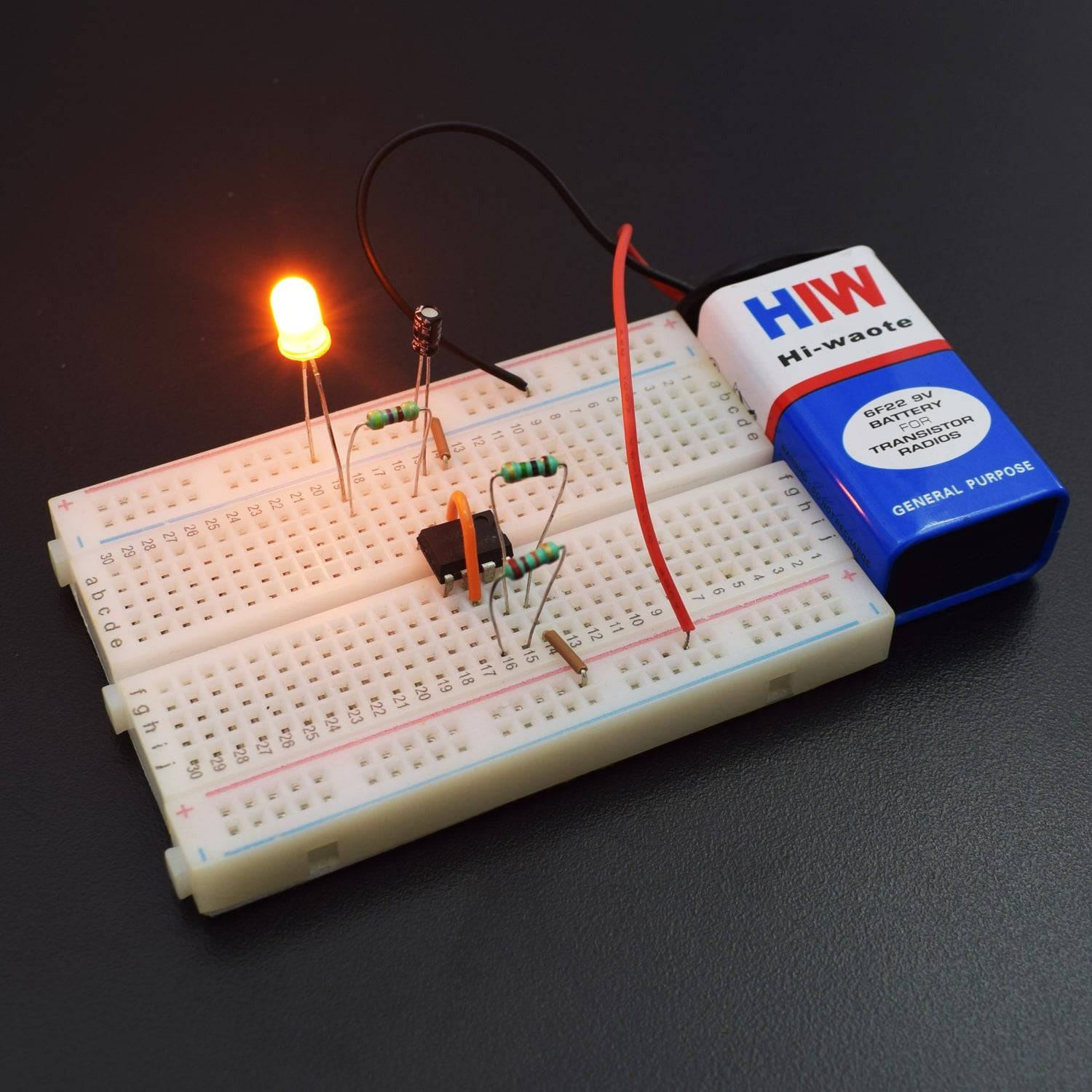 Make a Firefly using 555 Timer IC - KT958 - REES52