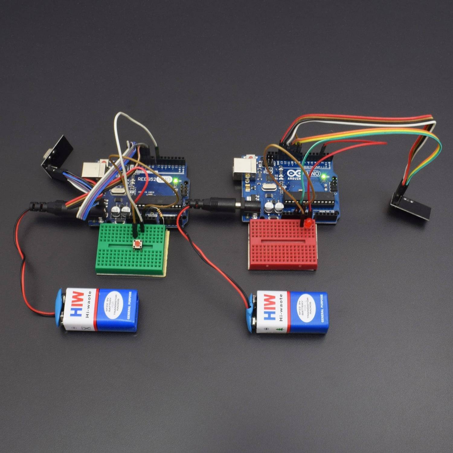 Wireless remote using 2.4 GHz NRF24L01 Simple tutorial using NRF24L01 and Arduino uno - KT988 - REES52