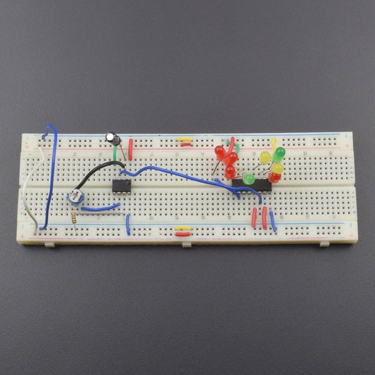 Glow LED’s in Blinking Pattern using NE555 Timer IC and CD4017 IC - KT950 - REES52