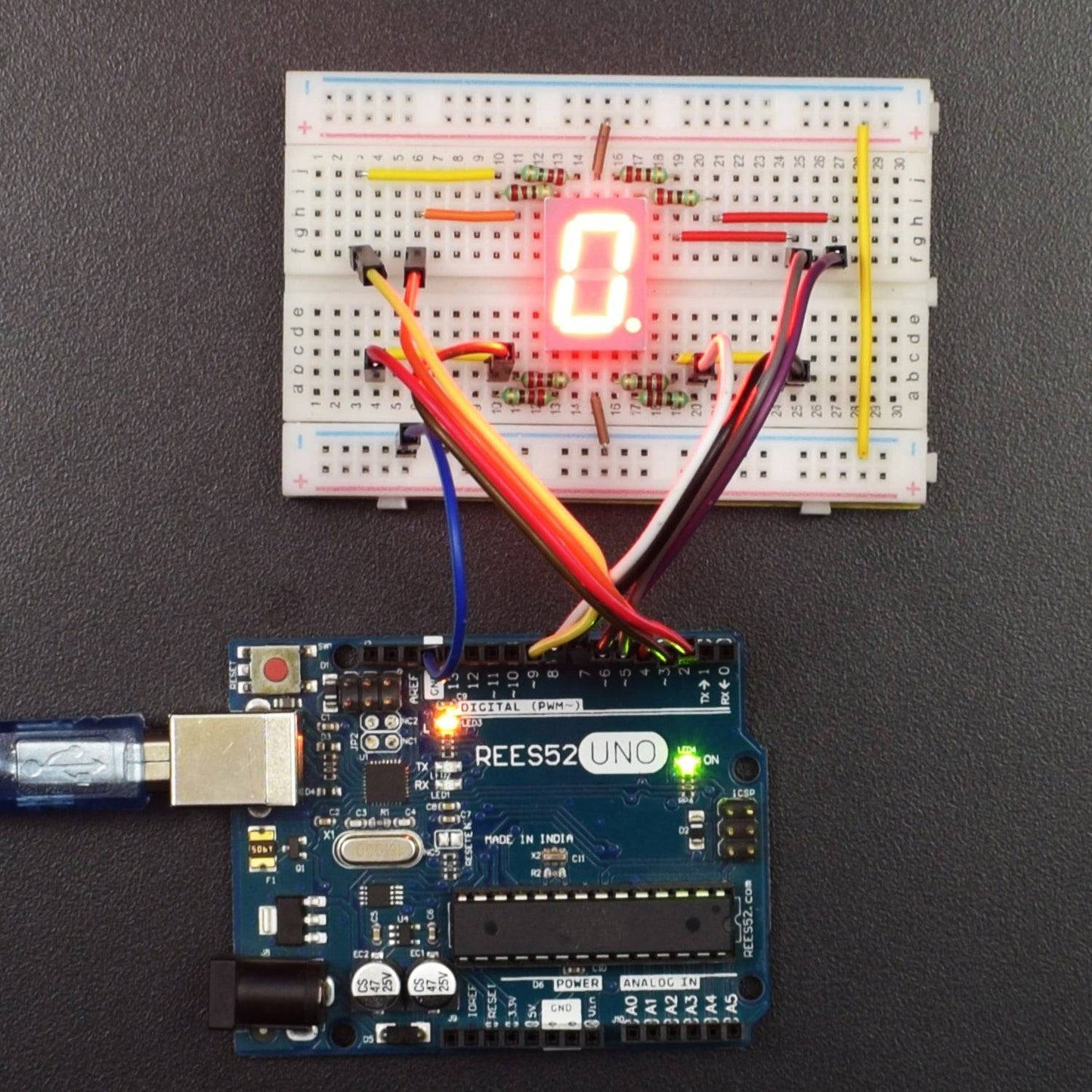 Make a launch pad count down sequence display using 7 segment display interfacing with Arduino uno - KT936 - REES52