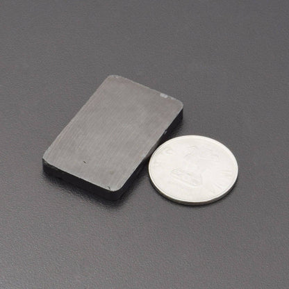 RAW MAGNET 40MM x W 25MM x Th. 4MM (BLACK) - RS845 - REES52