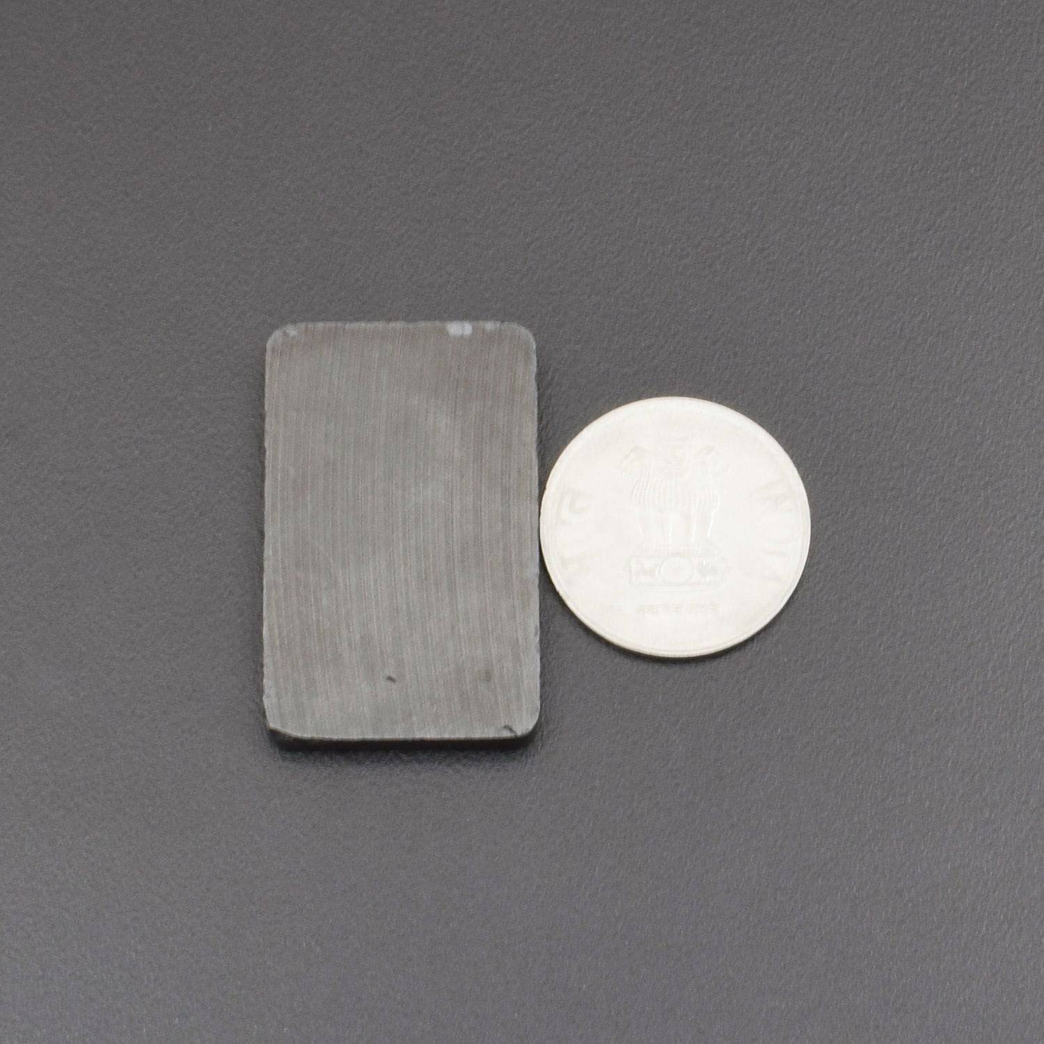 RAW MAGNET 40MM x W 25MM x Th. 4MM (BLACK) - RS845 - REES52