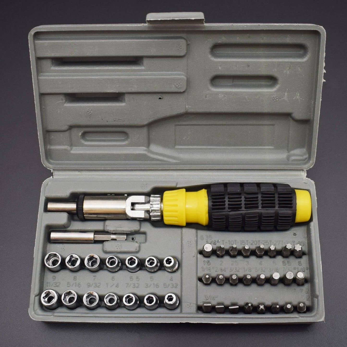 41 Pieces Ratchet Screwdriver Socket Set 1/4" Car Repair Tool hand tools Combination Bit Set Tool Kit - RS1130 - REES52