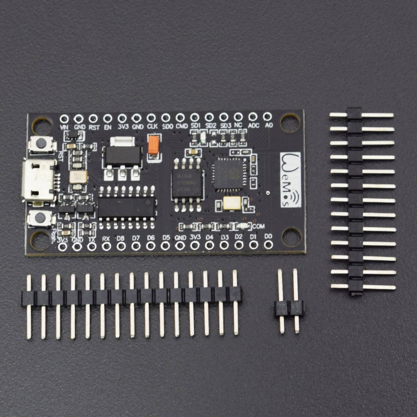 NodeMCU V3 Lua WIFI module integration of ESP8266 + extra memory 32M flash, USB-serial CH340G - RS1074 - REES52