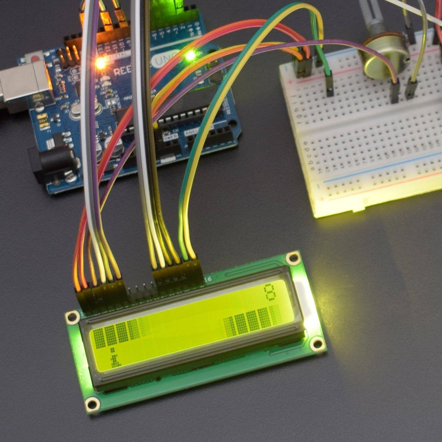 Make a Jumping jack game using 16*2 LCD and push button with arduino Uno  - KT937 - REES52