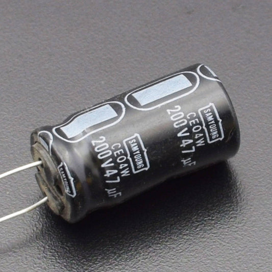 47UF 200V Electrolytic Capacitor - RS2114 - REES52