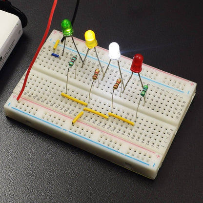 Make a battery level indicator using basic components -KT727 - REES52