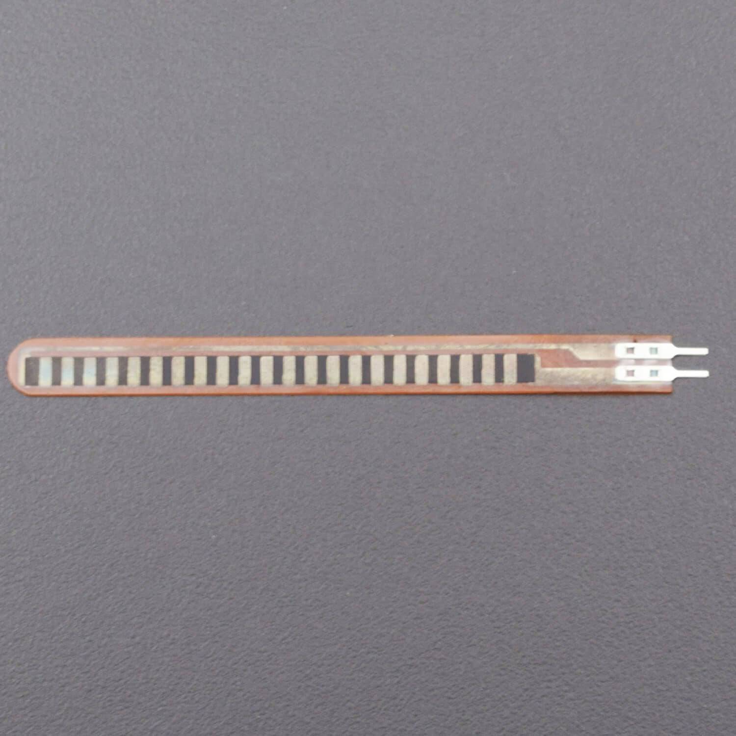 4.5 Inch Flex Sensor For Robotics / Virtual Motion Gaming / Musical Instruments / Computer Periphera- ER003 - REES52